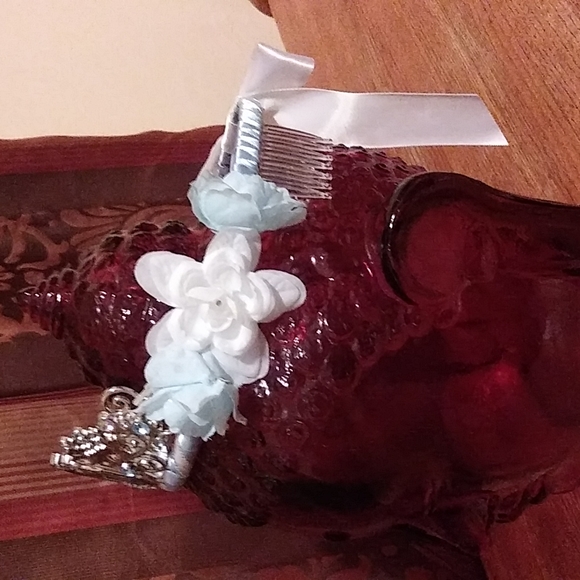 Cinderella high quality Disney World Limited Edition London crown tiara princess - Picture 2 of 8